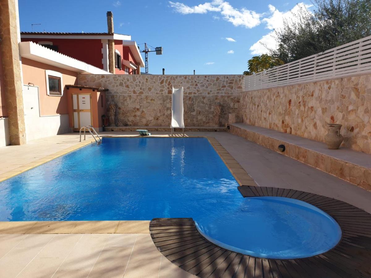 Bed And Breakfast Villa Fatima Trani Exterior photo